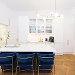 Wawel Castle Old Town Bigger P4you Pl Apartment Krakow